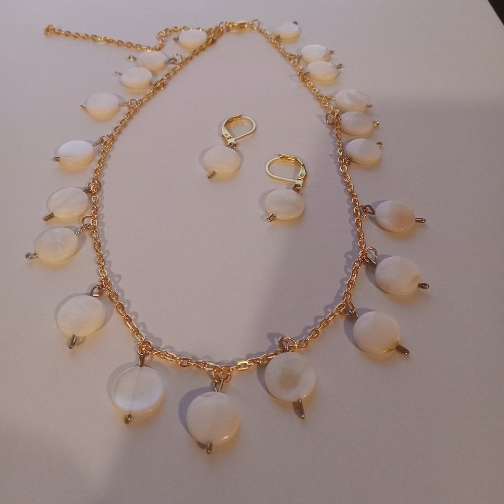 Shell necklace and earrings boho bohemian western hippie costalcowgirl cowgirl - Picture 2 of 16